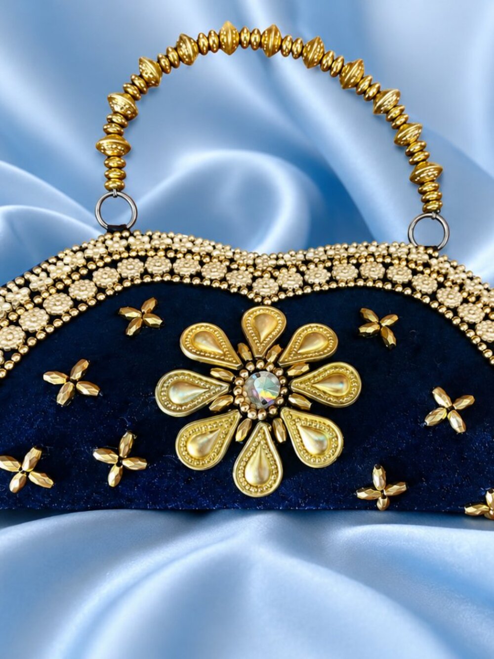 Vintage Blue Velvet Beaded Evening Bag – Ornate Gold Embellishments, 25 × 13  см